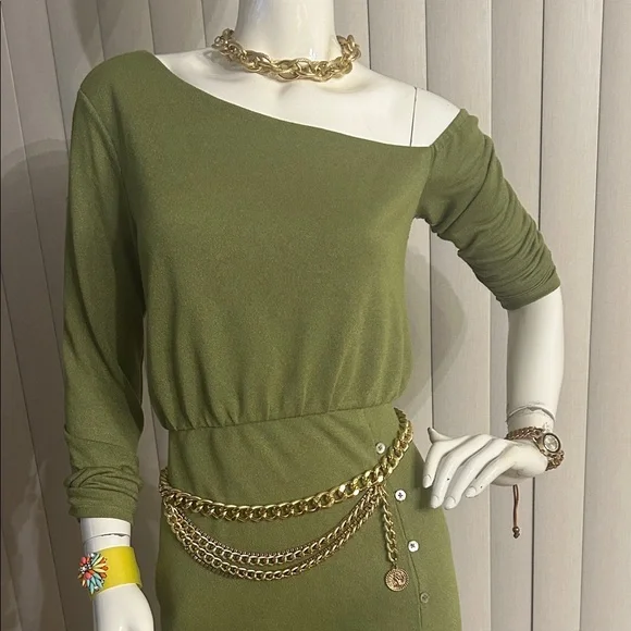 Lovers + Friends Green Asymmetrical Dress!  We don’t do regular!! - Picture 11 of 12